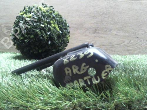 other-peugeot-partner-mpv-5_-g_-1996-31229468 main image