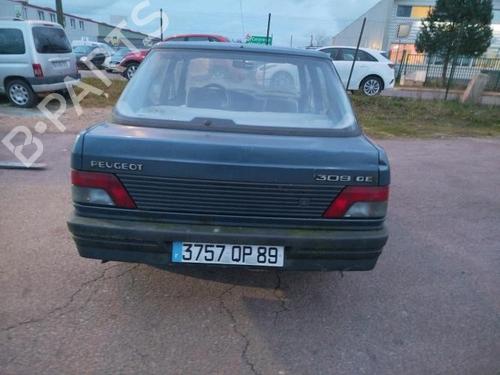Right taillight PEUGEOT 309 I (10C, 10A) 1.1 | BP25799961C35 