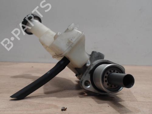 Used Brake master cylinder NISSAN MICRA III (K12) 1.2 16V (65 hp) 25386758
