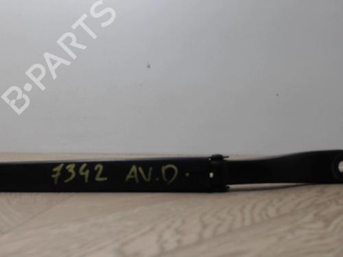 Used Front windshield wiper arm RENAULT MEGANE CC (EZ0/1_) 2.0 dCi (EZ0L) (160 hp) 31231227