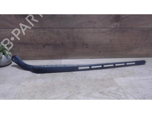 Used Front windshield wiper arm CITROËN C4 Coupe (LA_) 1.6 HDi (90 hp) 25384234