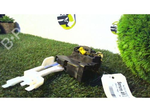 Used Rear left lock HYUNDAI SANTA FÉ I (SM) 2.0 CRDi 4x4 (113 hp) 25397468