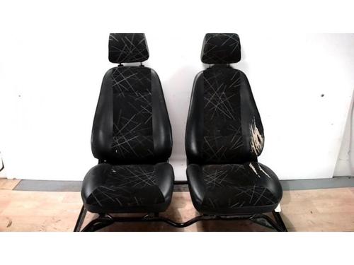 Right front seat TOYOTA YARIS (_P13_) 1.5 Hybrid (NHP130_, NHP130) | BP25427943C16 