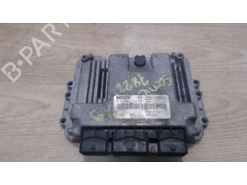 Used Engine control unit (ECU) RENAULT SCÉNIC II (JM0/1_) 1.9 dCi (JM0G, JM12, JM1G, JM2C) (120 hp) 25411922