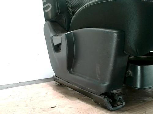 Right front seat NISSAN QASHQAI I (J10, NJ10) 2.0 dCi | BP25427929C16