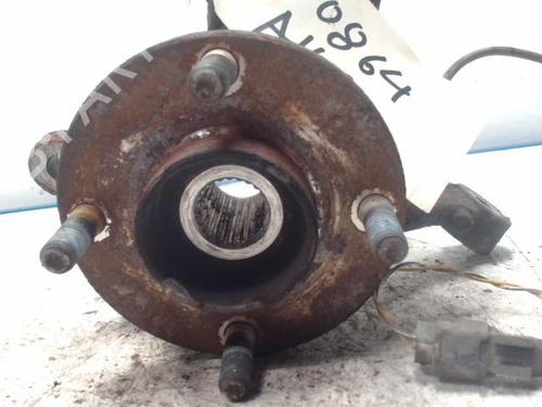 Used Left front steering knuckle FORD FIESTA VI (CB1, CCN) 1.4 TDCi (70 hp) 30666729