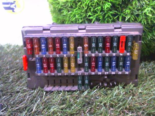 Used Fuse box RENAULT MODUS / GRAND MODUS (F/JP0_) 1.5 dCi (FP0D, JP0D) (82 hp) 25395724