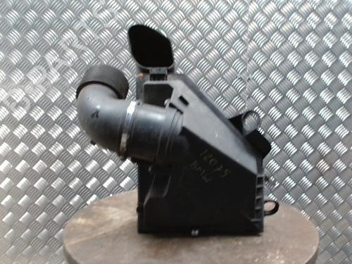 Boîtier de filtre à air BMW 3 (E90) 330 d (245 hp) 32388017