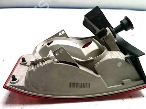 Used Right taillight AUDI A4 B7 (8EC) 2.0 TDI 16V (140 hp) 31221858