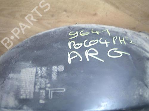 Used Wheel arch VW POLO IV (9N_, 9A_) 1.4 TDI (80 hp) 31233796
