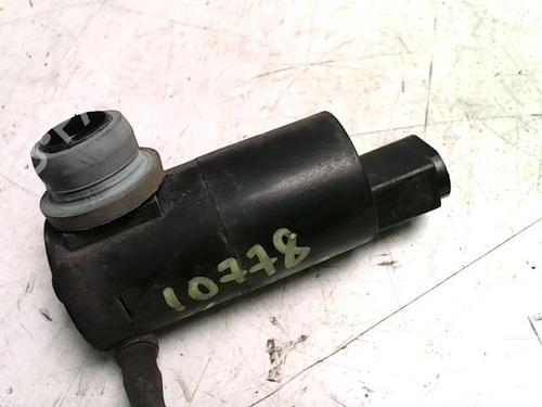 washer-pump-renault-scenic-i-mpv-ja01_-fa0_-1999-2000-2001-2002-2003-2004-2005-2006-2007-2008-2009-2010-25417676 main image