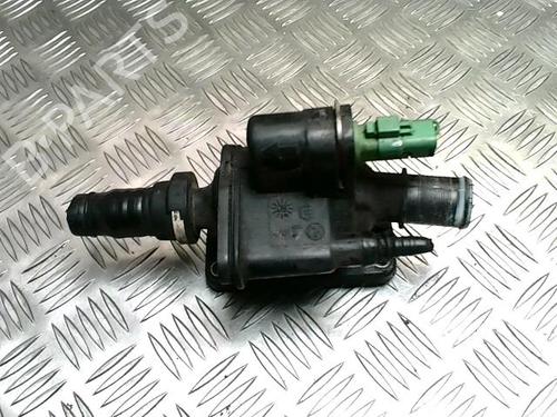 Used Thermostat housing Thermostat housing CITROËN C3 I (FC_, FN_) 1.4 HDi (68 hp) 25833488 25833488