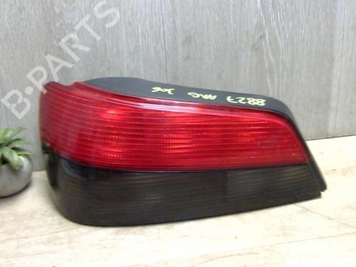 Używane Lampa tylna lewa PEUGEOT 306 Hatchback (7A, 7C, N3, N5) 1.8 16V (110 hp) 25410209