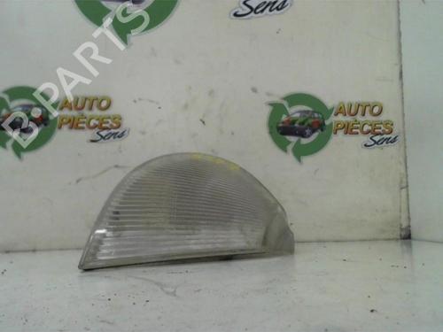 Used Right front indicator RENAULT LAGUNA I (B56_, 556_) 1.8 (94 hp) 25400612