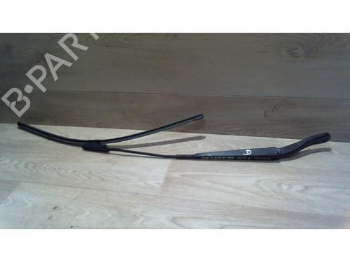 Used Front windshield wiper arm RENAULT MEGANE III Hatchback (BZ0/1_, B3_) 1.9 dCi (BZ0N, BZ0J) (131 hp) 25401983