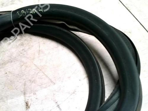 Rubber door seal SEAT IBIZA IV (6J5, 6P1) 1.6 TDI | BP27498619C142 
