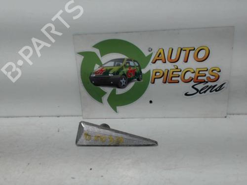 Used Right side indicator RENAULT SCÉNIC II (JM0/1_) 1.5 dCi (JM02, JM13) (101 hp) 25399194