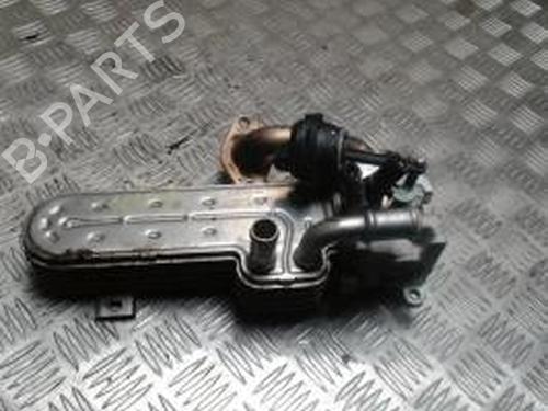 Used Oil radiator MITSUBISHI OUTLANDER II (CW_W) 2.0 DI-D (CW8W) (140 hp) 30598107