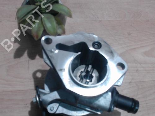 Used Vacuum pump RENAULT CLIO IV (BH_) 1.5 dCi 90 (90 hp) 31229870