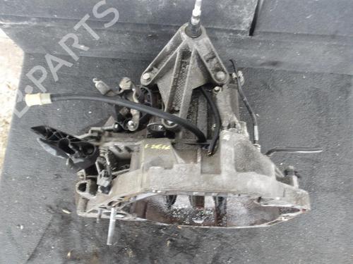 Gearbox RENAULT CLIO III (BR0/1, CR0/1) 1.5 dCi (BR17, CR17) | BP27893147M3