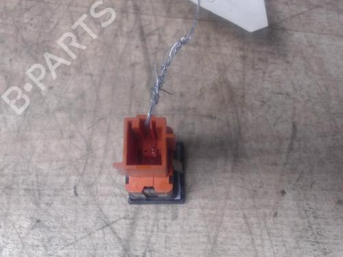 Used Switch VW POLO V (6R1, 6C1) 1.4 TDI (90 hp) 25416163