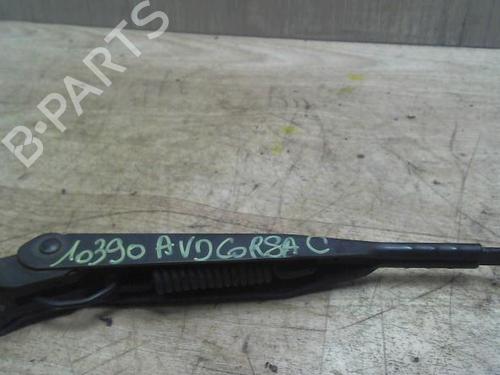 Used Front windshield wiper arm OPEL CORSA C (X01) 1.3 CDTI (F08, F68) (70 hp) 31227680