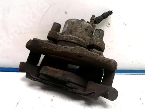 Used Right front brake caliper VOLVO V50 (545) 2.0 D (136 hp) 31234173