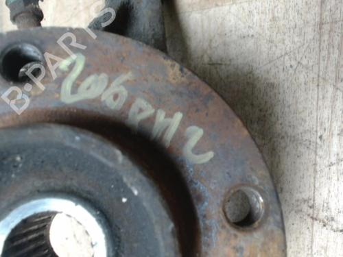 Used Left front steering knuckle PEUGEOT 206 Hatchback (2A/C) 1.4 HDi eco 70 (68 hp) 31234356