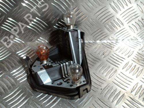 Used Licence plate light RENAULT CLIO III Grandtour (KR0/1_) 1.5 dCi (KR0H, KR1S) (106 hp) 31229779