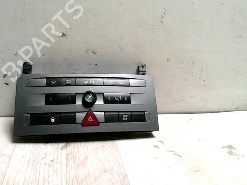 Used Climate control Climate control PEUGEOT 407 SW (6E_, 6D_) 1.6 HDi 110 (109 hp) 25425452 25425452