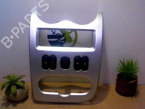 Used Warning switch DACIA SANDERO 1.4 MPI LPG (72 hp) 25390122
