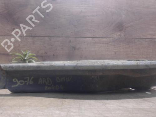 Højre bagtil bærearm BMW 1 (E87) 118 d (122 hp) 31219655