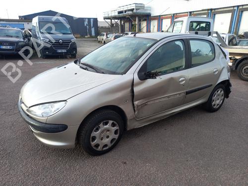 Air filter box PEUGEOT 206 Hatchback (2A/C) 1.4 i | BP32388026M87