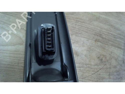 Right front window switch FIAT GRANDE PUNTO (199_) 1.3 D Multijet | BP25385164I26