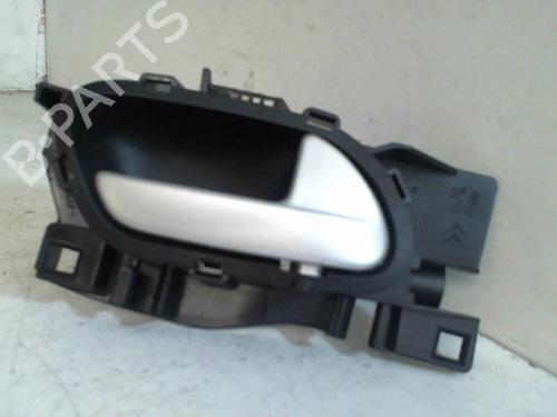 Used Front right interior door handle Front right interior door handle PEUGEOT 207 (WA_, WC_) 1.4 HDi (68 hp) 25401066 25401066