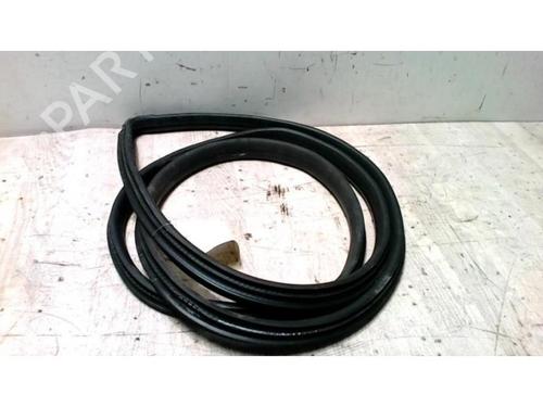 Rubber door seal FORD FIESTA VI (CB1, CCN) 1.4 TDCi | BP25424068C142 