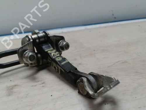 Used Hinge/Door check strap FIAT GRANDE PUNTO (199_) 1.3 D Multijet (75 hp) 28416903