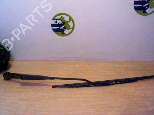 Used Front windshield wiper arm RENAULT CLIO II (BB_, CB_) 1.5 dCi (B/CB07) (65 hp) 25391818