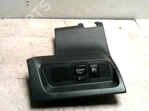 Switch TOYOTA AURIS (_E15_) 1.4 D-4D (NDE150_, NDE150R) | BP31233066I30