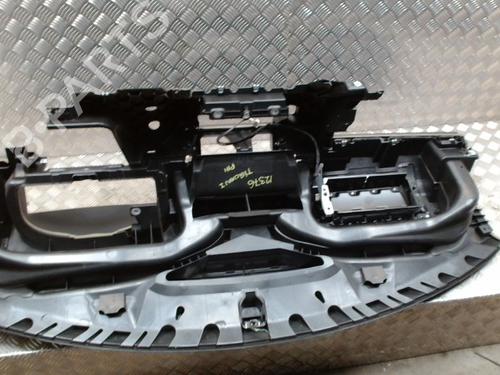 Dashboard VW TIGUAN (5N_) 2.0 TDI 4motion | BP32365571C46