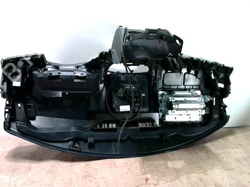 Instrumentbræt RENAULT CLIO III Grandtour (KR0/1_) 1.5 dCi (KR0F) (86 hp) 31229858