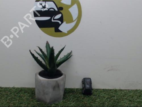 Used Switch RENAULT CLIO IV (BH_) 1.2 TCe 120 (BHAU) (118 hp) 25397192