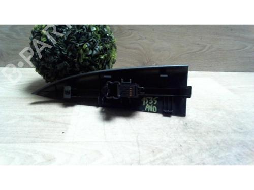 Used Right front window switch NISSAN NOTE (E11, NE11) 1.5 dCi (86 hp) 25413344