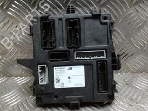 Centralina RENAULT CLIO V (B7_) 1.5 Blue dCi 85 (B7AG) (86 hp) 30661538