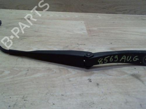 Used Front windshield wiper arm DACIA SANDERO 1.2 16V (75 hp) 25402484