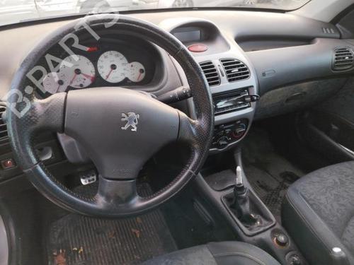 Venstre baglygte PEUGEOT 206 Hatchback (2A/C) 1.6 16V | BP25923871C34 