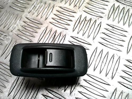 Used Right rear window switch Right rear window switch TOYOTA RAV 4 II (_A2_) 2.0 D 4WD (CLA20_, CLA21_, CLA20R, CLA21R) (116 hp) 33466679 33466679