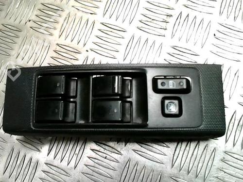 Used Left front window switch Left front window switch RENAULT KOLEOS I (HY_) 2.0 dCi 4x4 (HY0K) (150 hp) 35933374 35933374