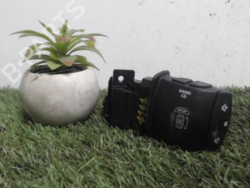 switch-renault-grand-scenic-iii-jz01_-2009-2010-2011-2012-2013-2014-2015-2016-25393574 main image