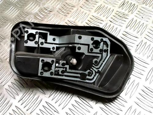 Luce targa RENAULT MEGANE II (BM0/1_, CM0/1_) 1.5 dCi (BM1E, CM1E) (106 hp) 31357594